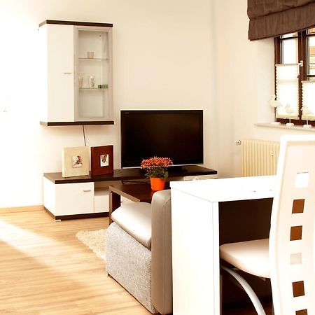 Ferienwohnung Am Turm Бад-Штаффельштайн Экстерьер фото
