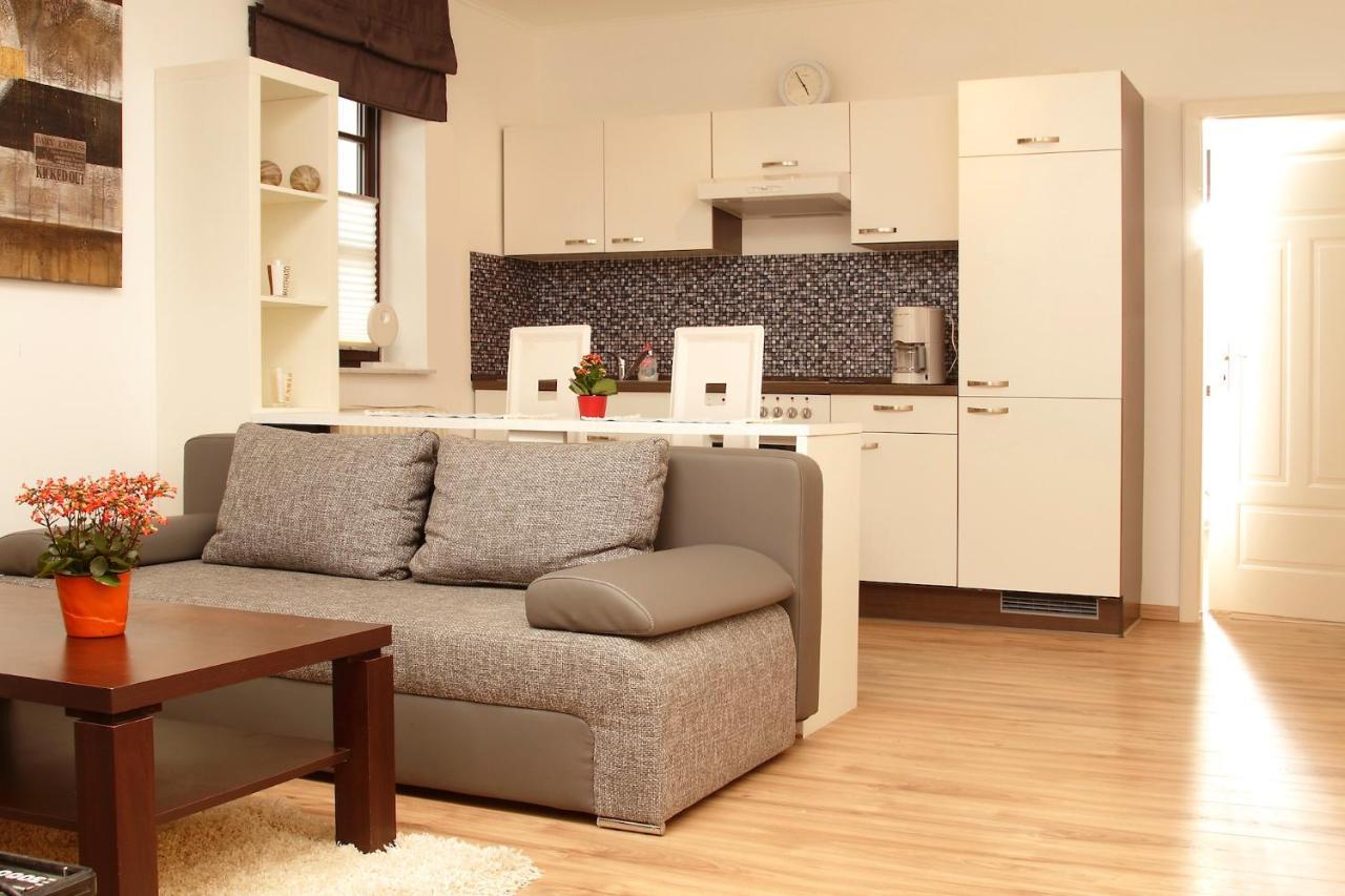 Ferienwohnung Am Turm Бад-Штаффельштайн Экстерьер фото